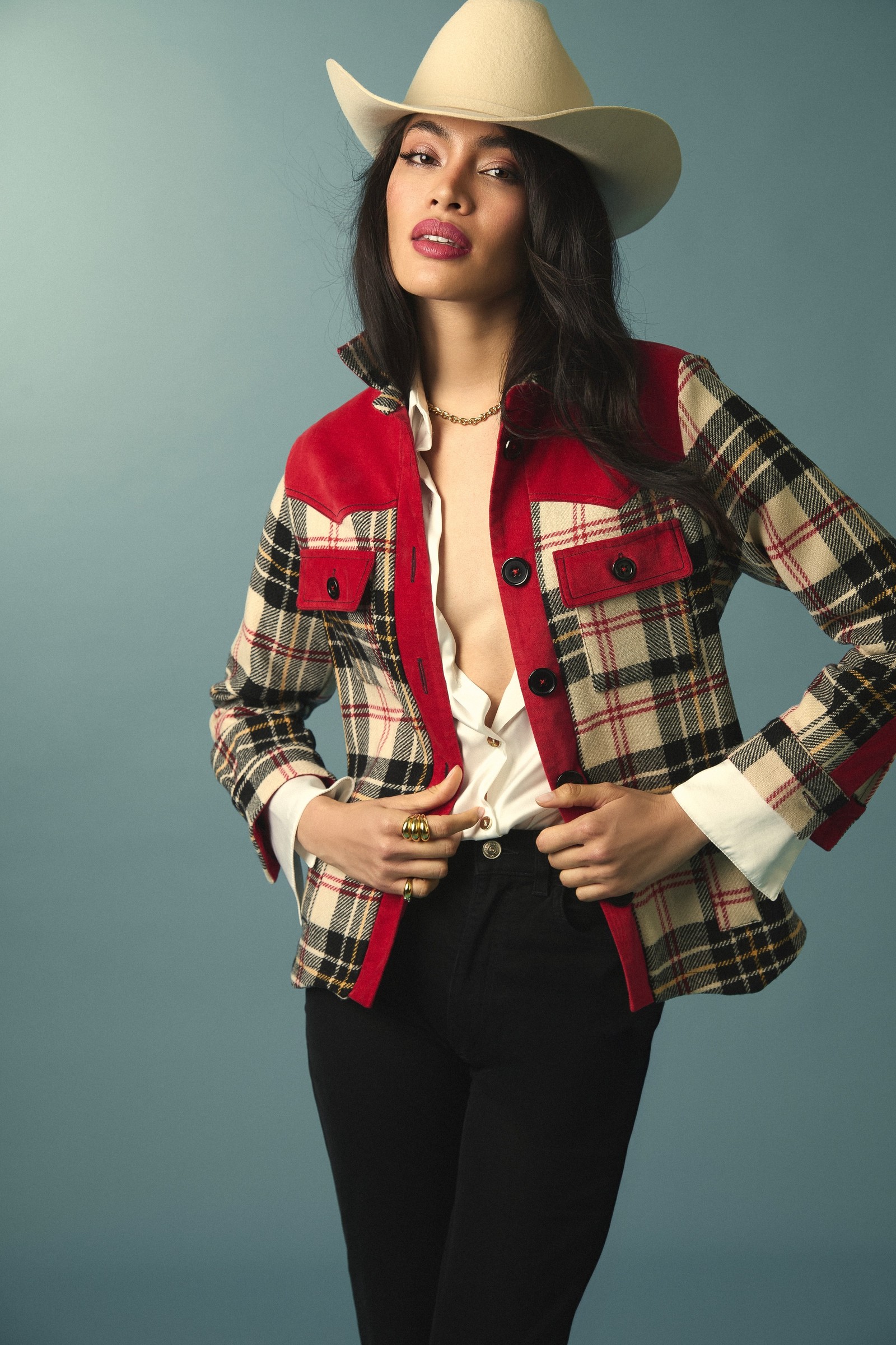 KATHARINA SOBRECAMISA 24