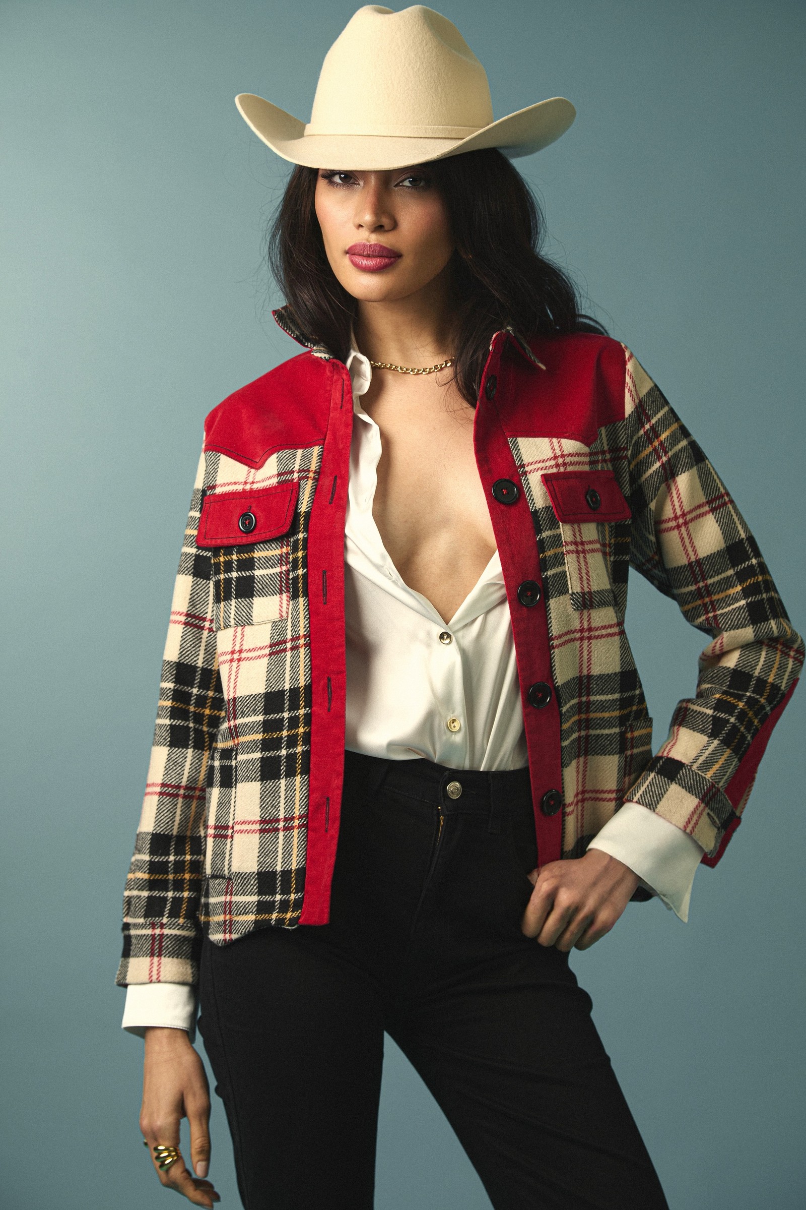 KATHARINA SOBRECAMISA 25